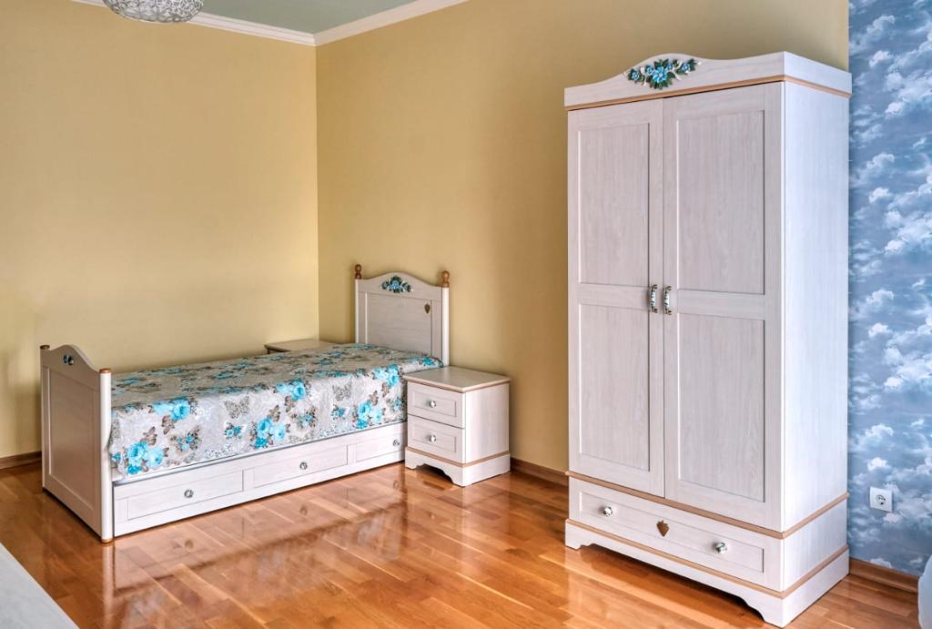 Image of Apartment - 2 Bedrooms - 2 Bathrooms for Sale in Herceg-Novi-Kumbor-Montenegro, Image 6